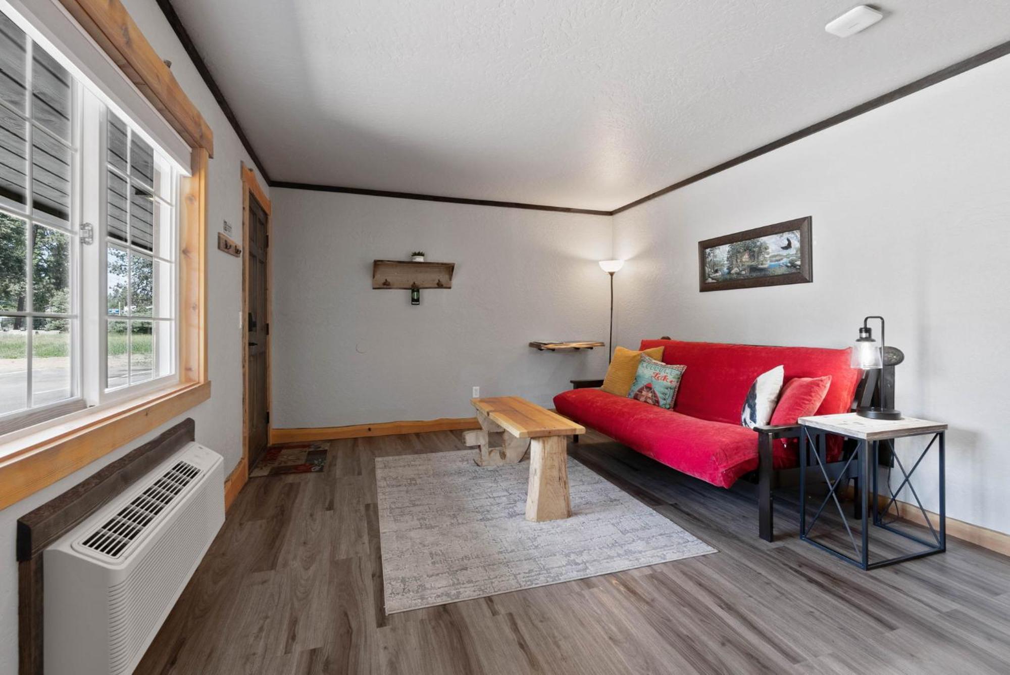 קור ד'אלן Lake Village Lodge מראה חיצוני תמונה